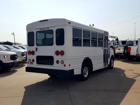 Used 2007 Chevrolet Express 3500 w/ School Bus Package image 7