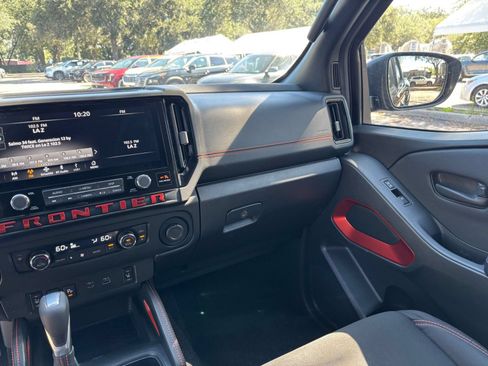 Used 2026 Nissan Frontier PRO-4X AWD/4WD image 35