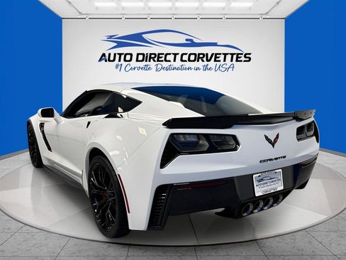 Used 2019 Chevrolet Corvette Z06 RWD image 14