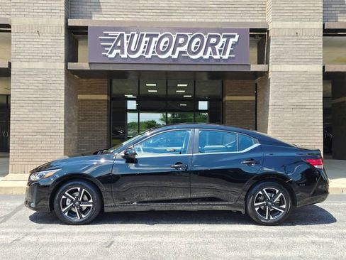 Used 2025 Nissan Sentra SV FWD image 5
