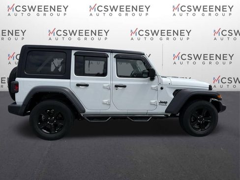 Used 2021 Jeep Wrangler Unlimited Sport AWD/4WD image 8