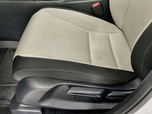 Used 2023 Honda CR-V LX image 29