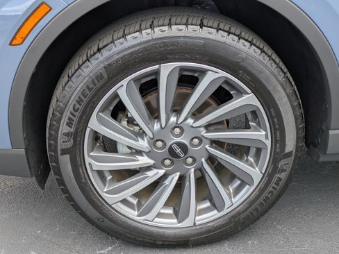 Used 2025 Lincoln Corsair Reserve FWD image 10