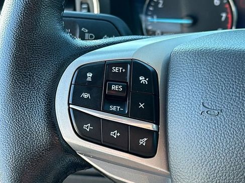 Used 2022 Ford Explorer Limited w/ Limited Technology Package image 30