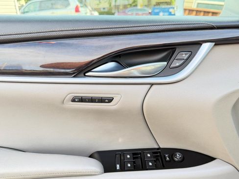 Used 2016 Cadillac XTS Luxury FWD image 17