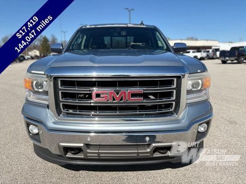 Used 2015 GMC Sierra 1500 SLT w/ SLT Crew Cab Value Package AWD/4WD image 9