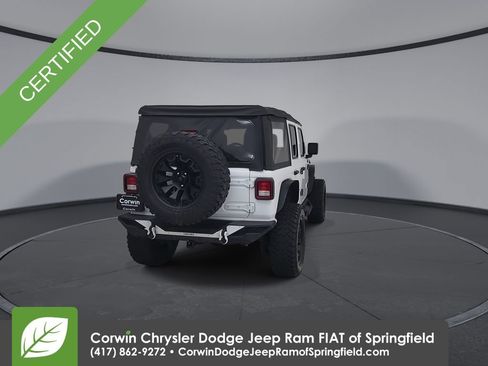 Used 2018 Jeep Wrangler Unlimited Sport AWD/4WD image 12