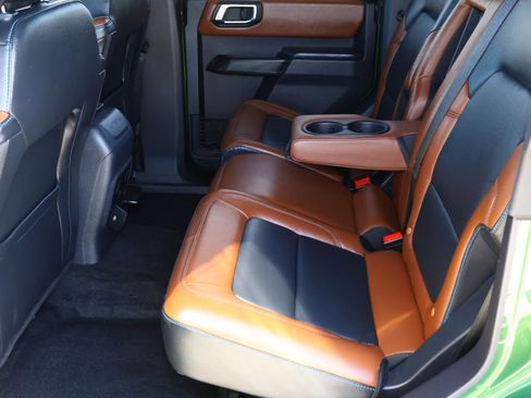 Used 2024 Ford Bronco Outer Banks image 20