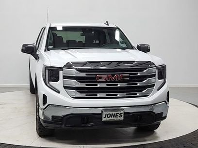 Used 2024 GMC Sierra 1500 SLE