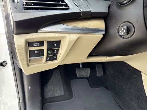 Used 2020 Acura MDX Advance image 19