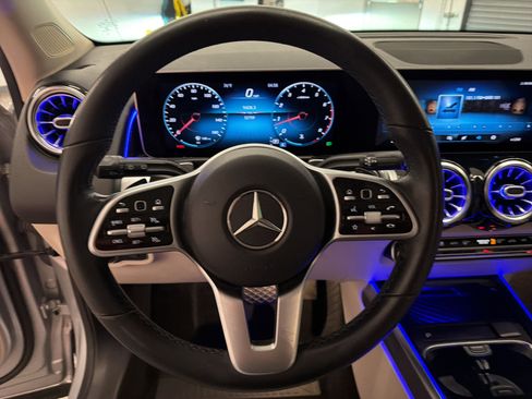 Used 2021 Mercedes-Benz GLB 250 image 15