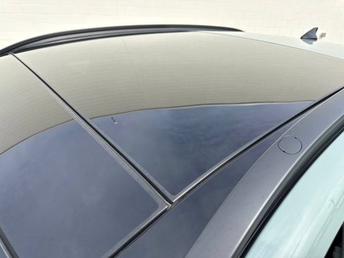 Certified 2025 Hyundai Kona Limited FWD image 33