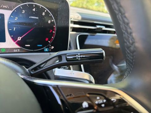 Used 2024 Mercedes-Benz E 350 4MATIC Sedan image 17