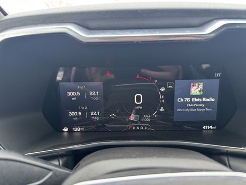 Used 2024 GMC Canyon Elevation w/ Convenience Package image 17