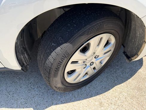 Used 2020 Dodge Journey SE w/ SE Popular Equipment Group FWD image 9