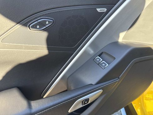 Used 2019 Chevrolet Corvette Stingray Coupe w/ Carbon Flash Badge Package image 21