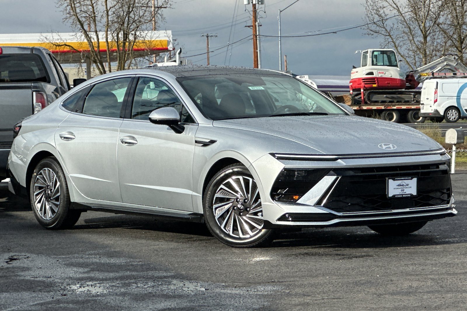 New 2026 Hyundai Sonata SEL FWD image 2