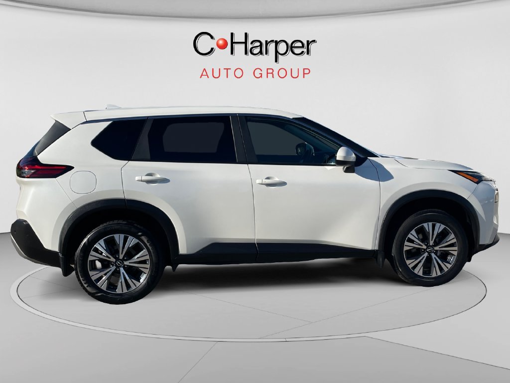Used 2023 Nissan Rogue SV AWD/4WD image 2