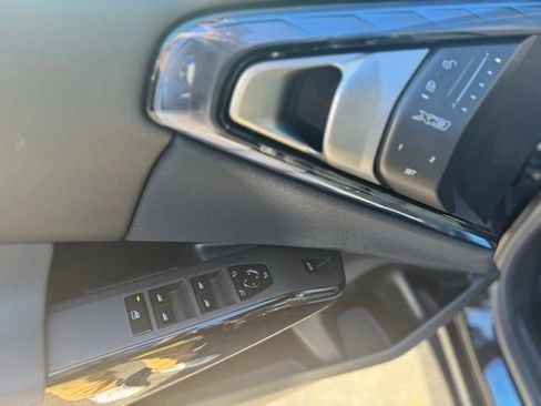 New 2026 BMW X3 xDrive30 w/ Premium Package image 11