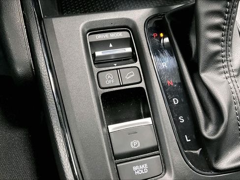 Used 2024 Honda CR-V LX image 35