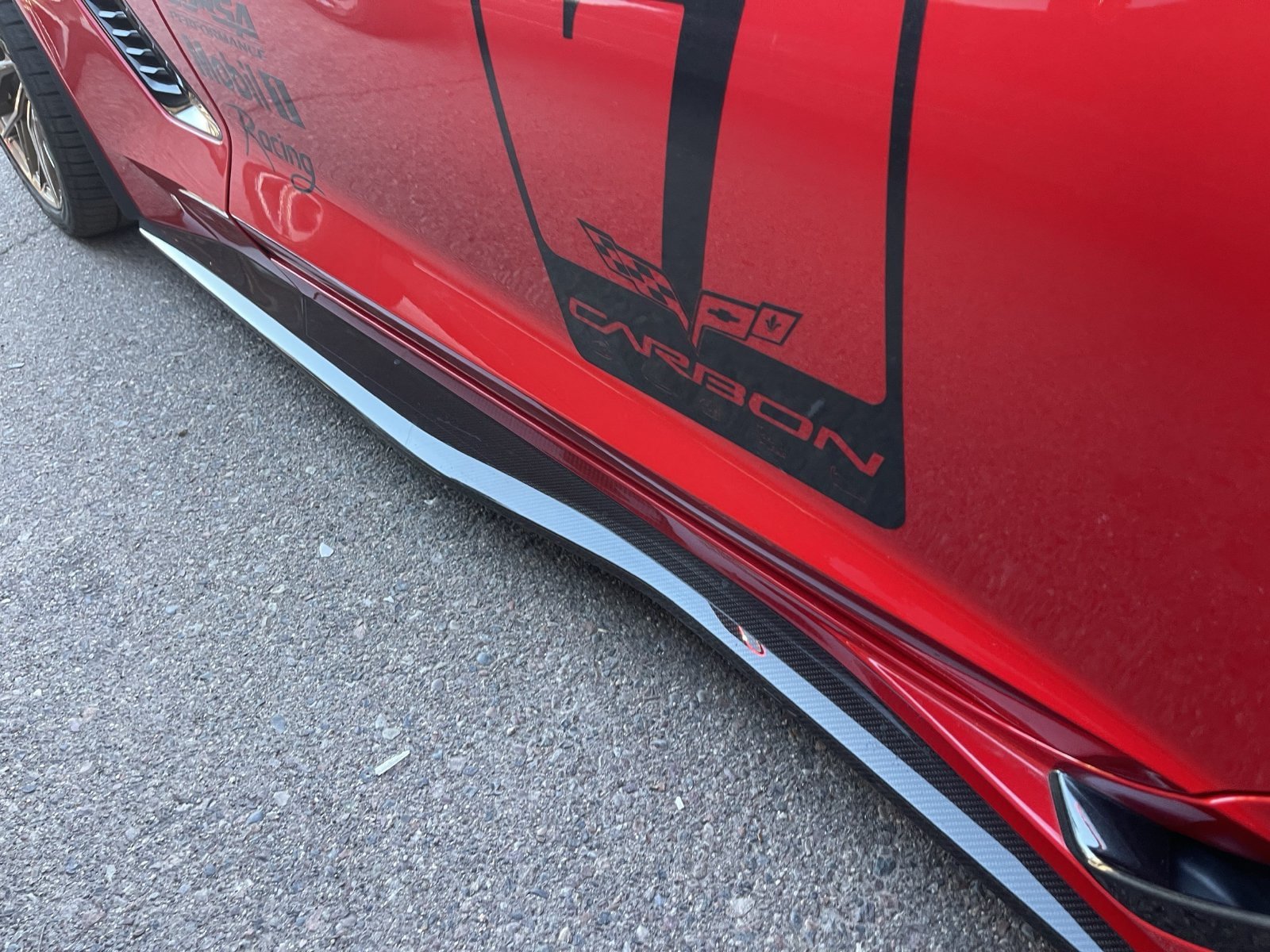 Used 2017 Chevrolet Corvette Z06 w/ Z07 Performance Package RWD image 8