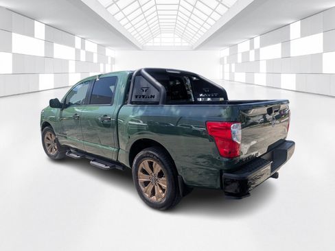 Used 2024 Nissan Titan SV w/ SV Bronze Edition Package RWD image 5