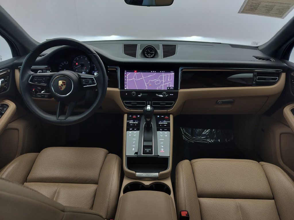 Certified 2024 Porsche Macan S w/ Premium Plus Package AWD/4WD image 8