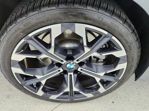 Used 2025 BMW 330i xDrive Sedan image 59