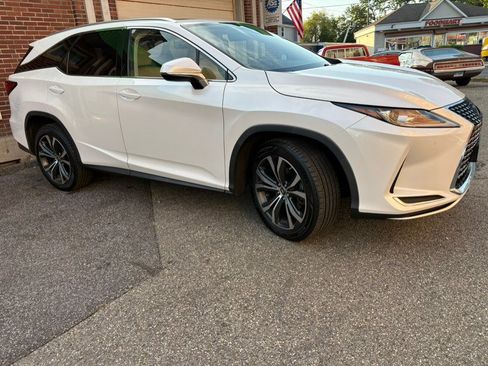 Used 2020 Lexus RX 350L Premium w/ Premium Package AWD/4WD image 6