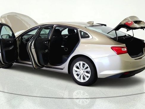 Used 2024 Chevrolet Malibu LT FWD image 10