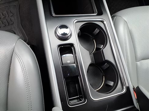 Used 2020 Lincoln Corsair AWD w/ Equipment Group 101A image 15