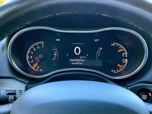 Certified 2021 Jeep Grand Cherokee Laredo image 10