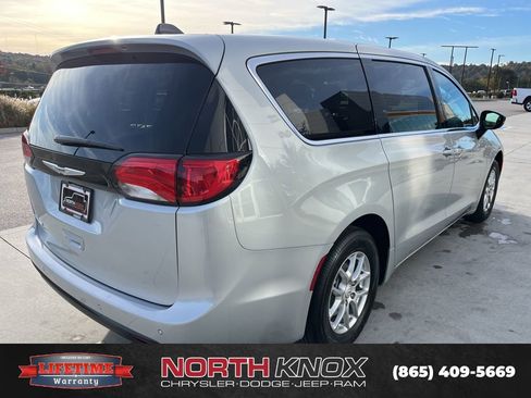 New 2026 Chrysler Voyager LX image 22