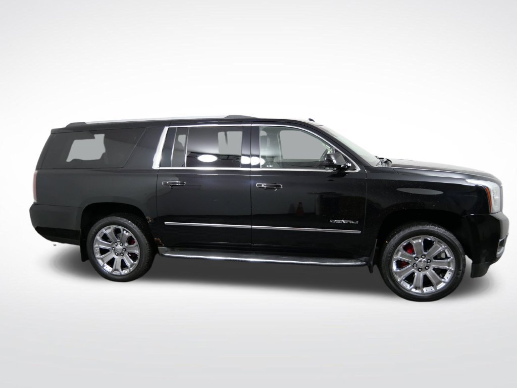 Used 2016 GMC Yukon XL Denali w/ Open Road Package AWD/4WD image 2