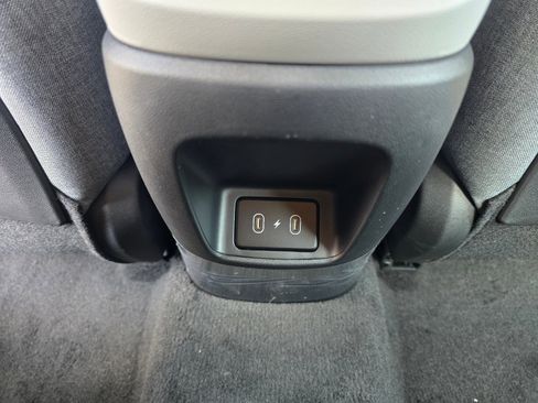 New 2026 Hyundai Elantra Limited image 24