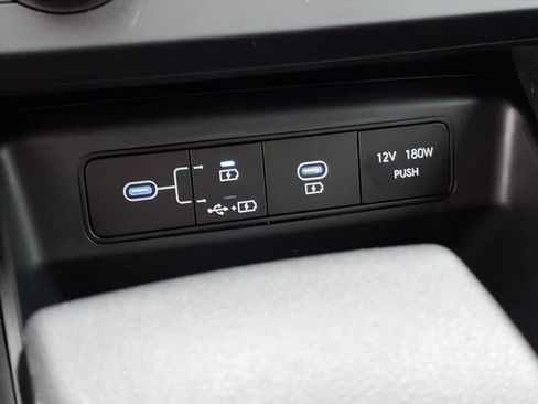 New 2026 Hyundai Santa Cruz SE FWD image 9