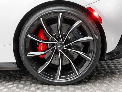 New 2025 McLaren GTS image 41