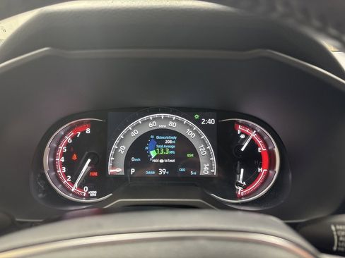 New 2025 Toyota RAV4 XLE image 8