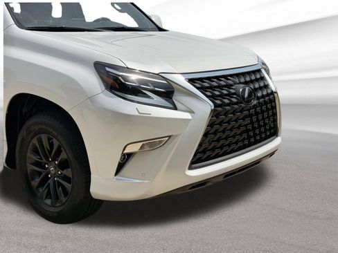 Used 2023 Lexus GX 460 Premium w/ Premium Package AWD/4WD image 39