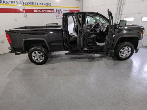 Used 2018 GMC Sierra 2500 SLT w/ Snow Plow Prep Package image 16