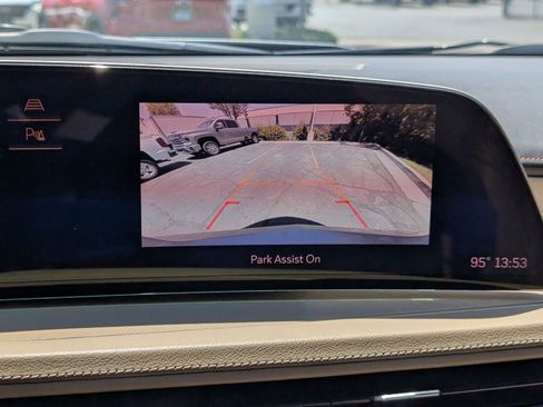 Used 2024 Cadillac XT4 Luxury w/ Cold Weather Package AWD/4WD image 20