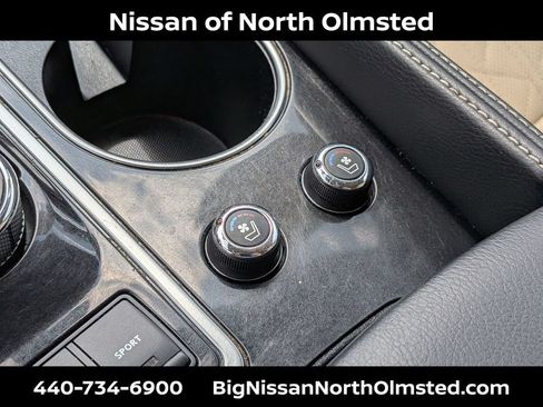 Used 2016 Nissan Maxima Platinum FWD image 20