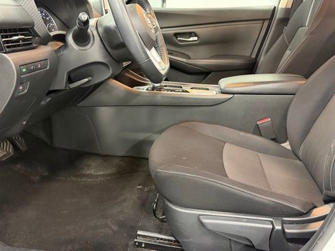 Used 2020 Nissan Sentra SV image 10