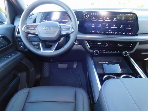 New 2026 Chevrolet Suburban Z71 w/ Comfort Package image 18