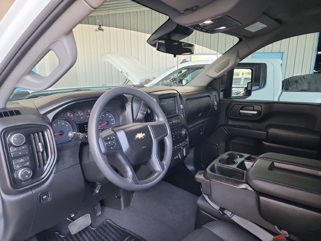 Used 2026 Chevrolet Silverado 2500 Custom w/ Custom Convenience Package AWD/4WD image 13