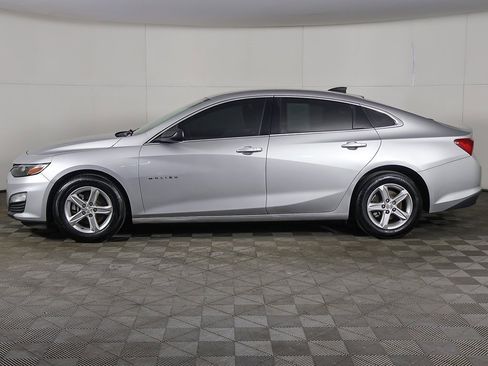 Used 2020 Chevrolet Malibu LS image 14