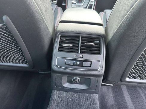 Used 2018 Audi A4 2.0T Premium Plus w/ Premium Plus Package AWD/4WD image 21
