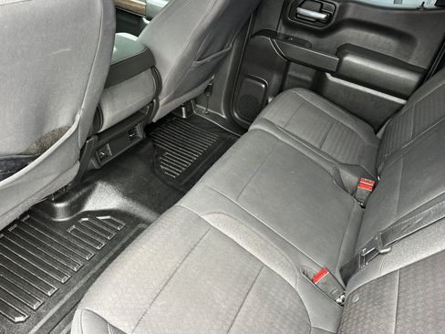 Used 2020 Chevrolet Silverado 1500 LT w/ Remote Start Package AWD/4WD image 13