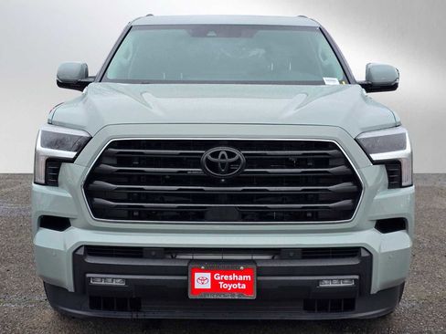 Certified 2024 Toyota Sequoia SR5 image 10