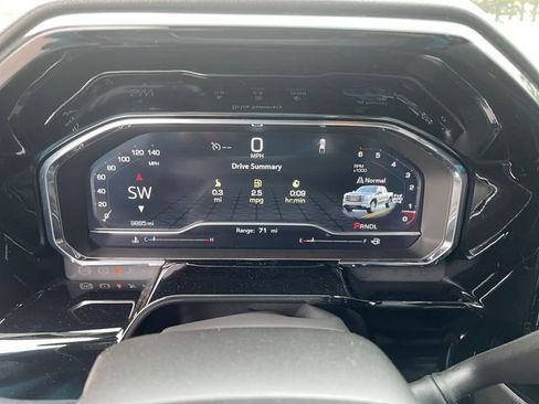 Used 2025 GMC Sierra 1500 Elevation image 31